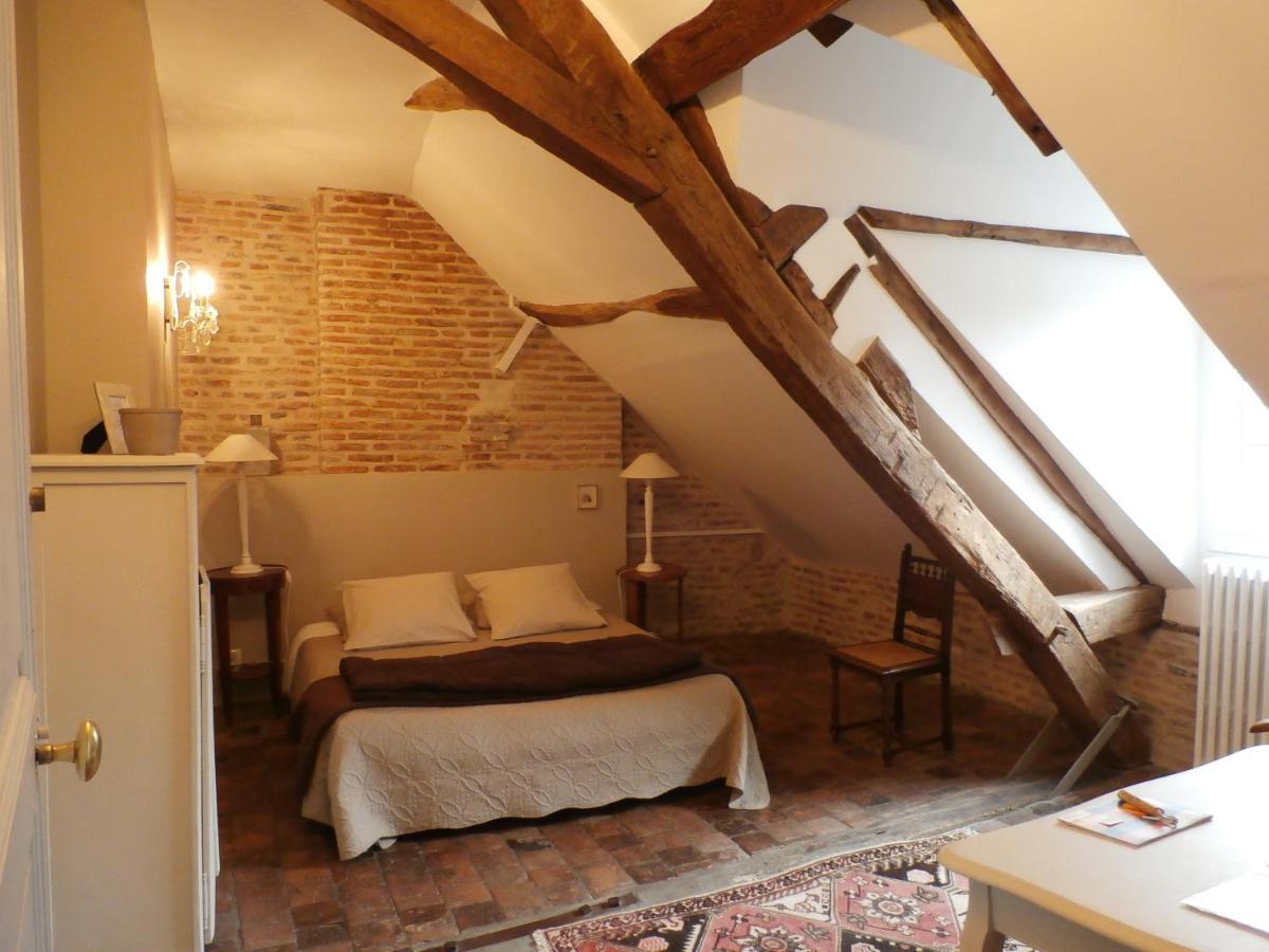 La Maison Xviiie Moulins  Bagian luar foto